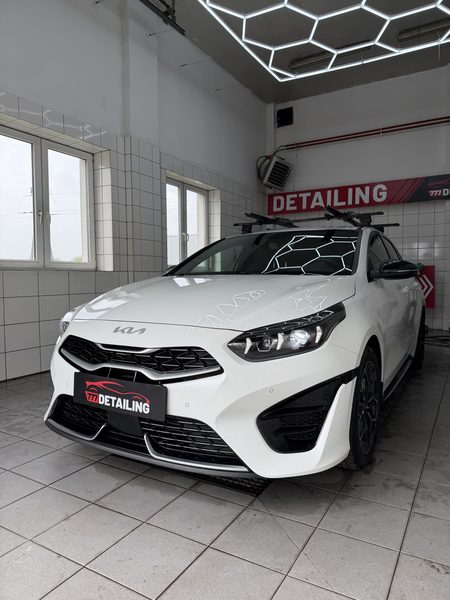 Kia Ceed w 777 Studio, Wieliczka