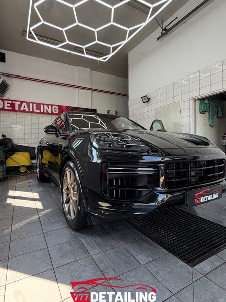 Porsche Cayenne Coupé w 777 Studio, Wieliczka